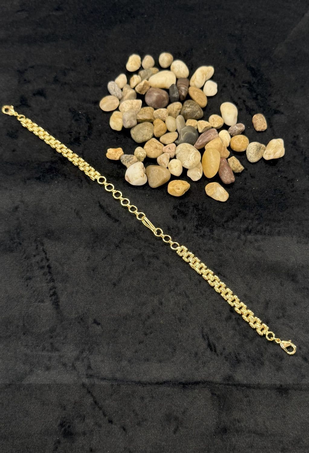 Gold-Polished Back Chain - 9 Inches