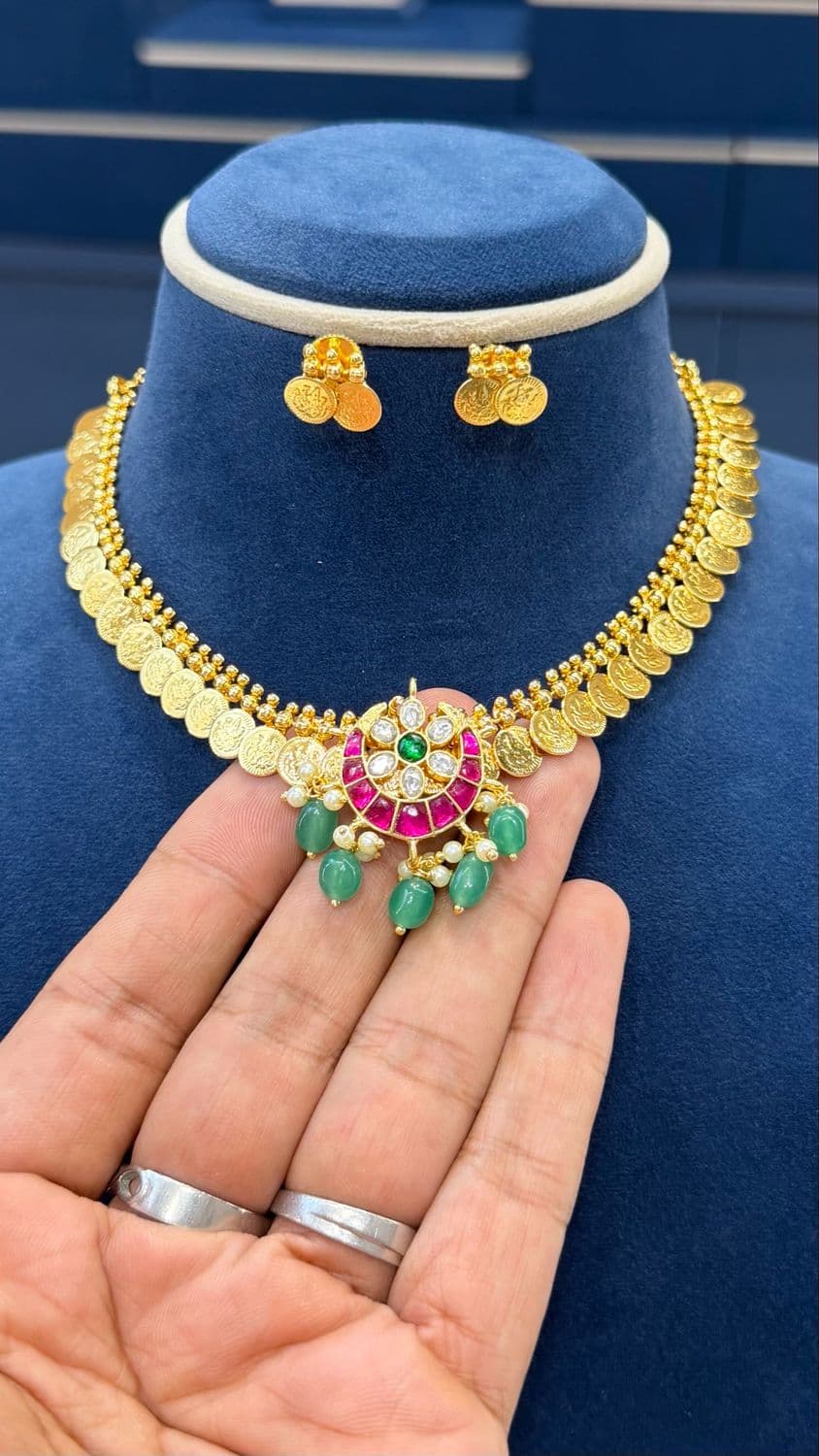 Kasu Necklace With Jadau Locket