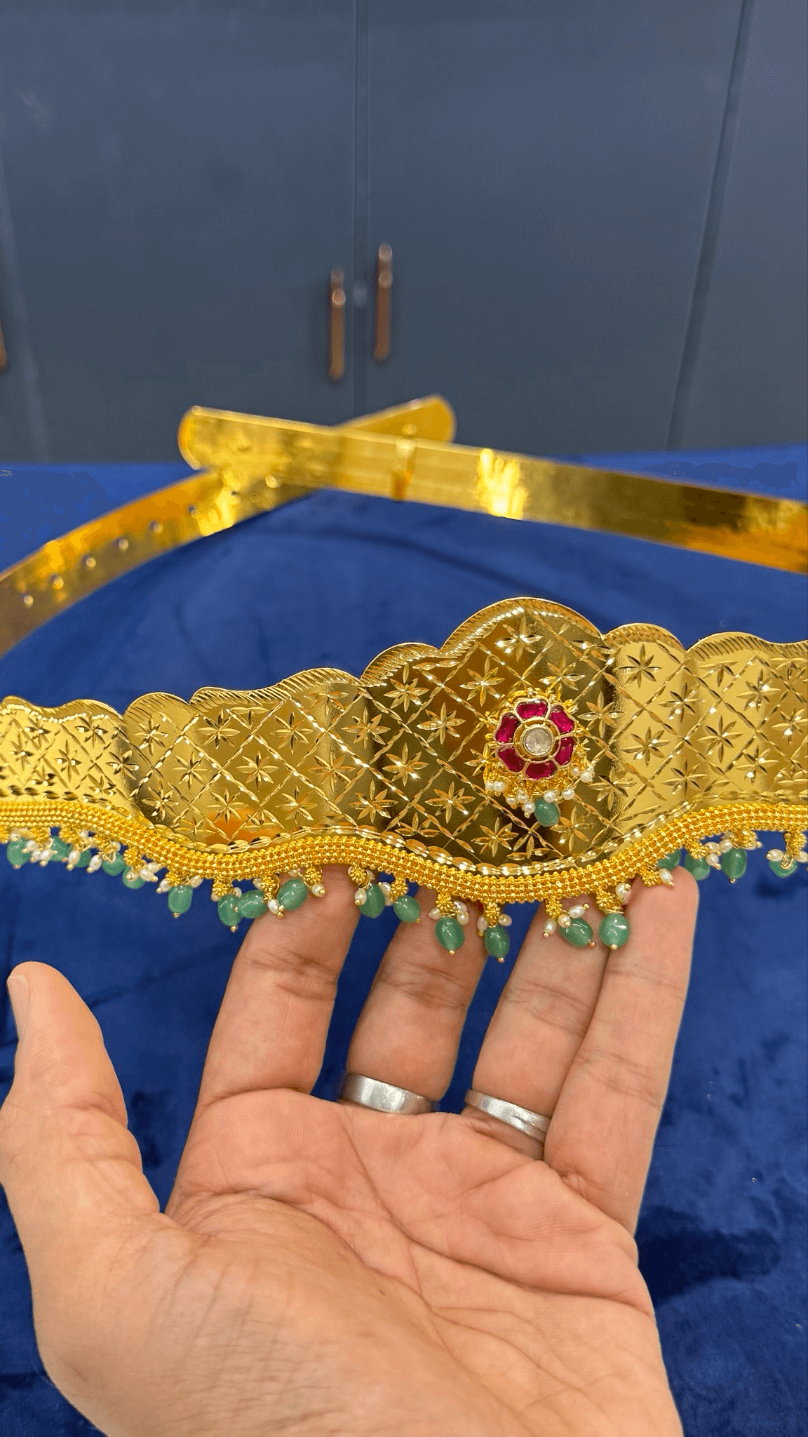 Jadau Cute Locket Vaddanam