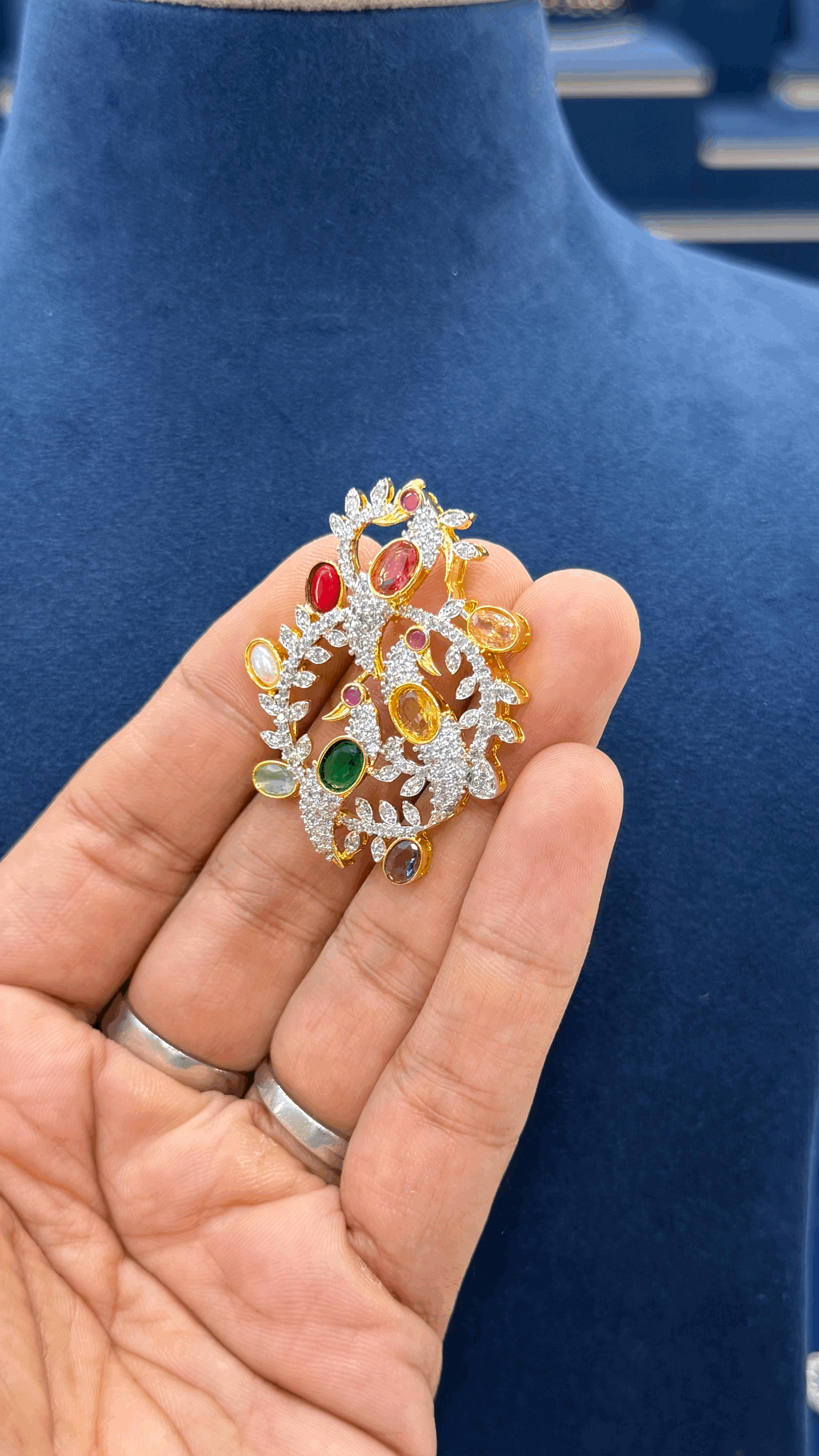 Navaratna Locket
