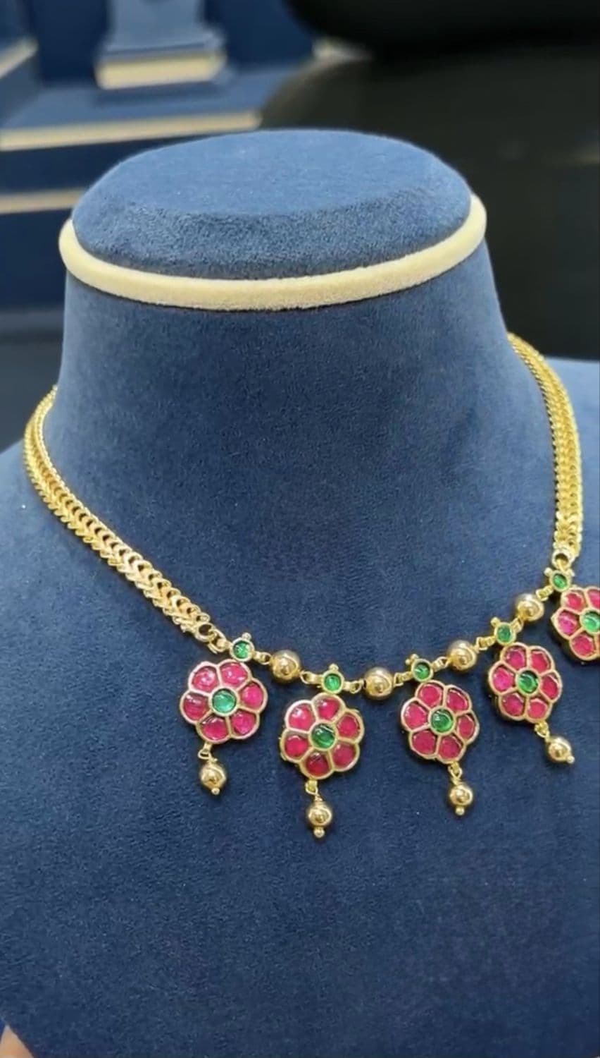 Cute Chain With Jadau Locket