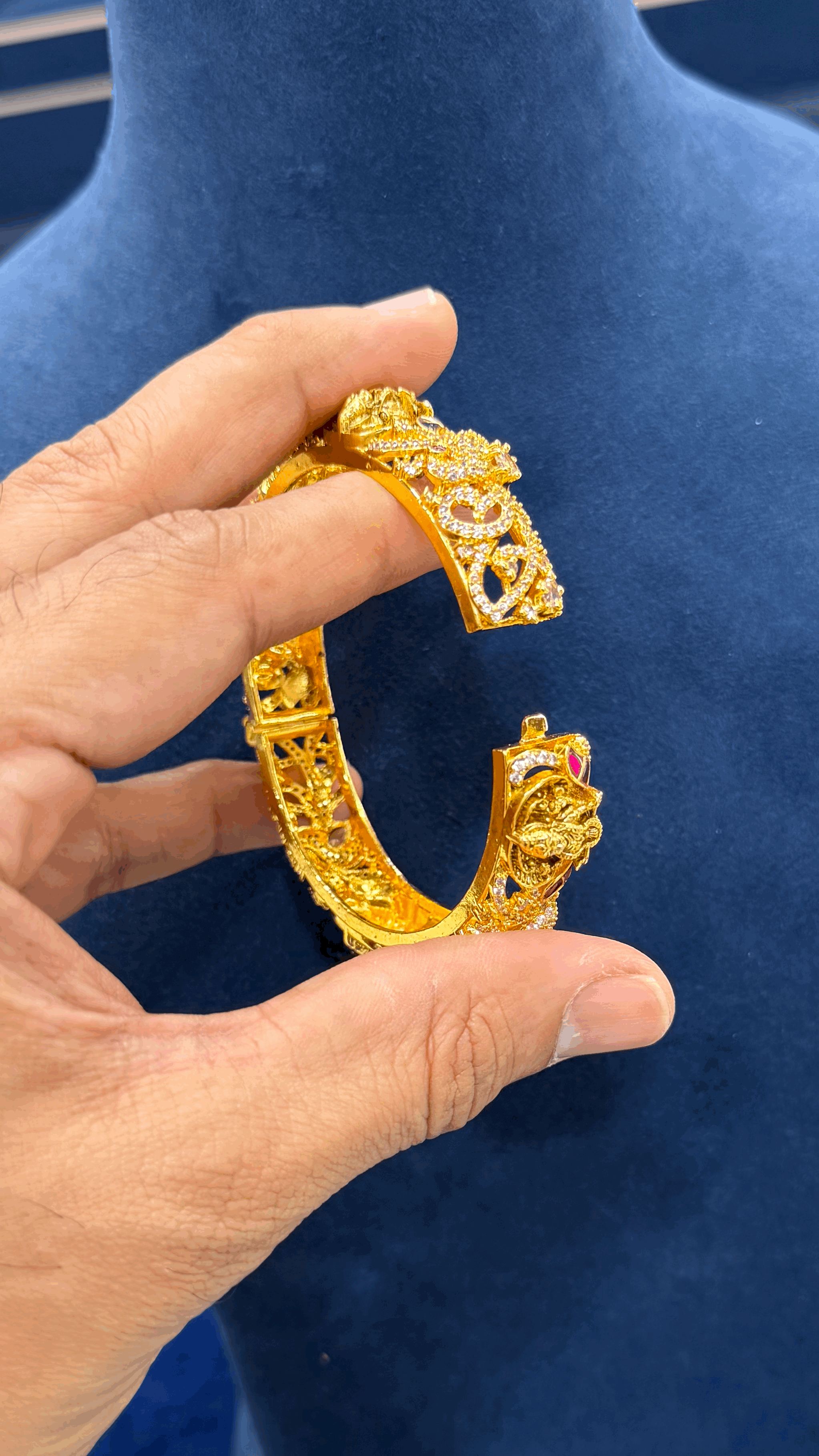 Openable Meenakari Kada ( fits for 2.6, 2.8, 2.10 )