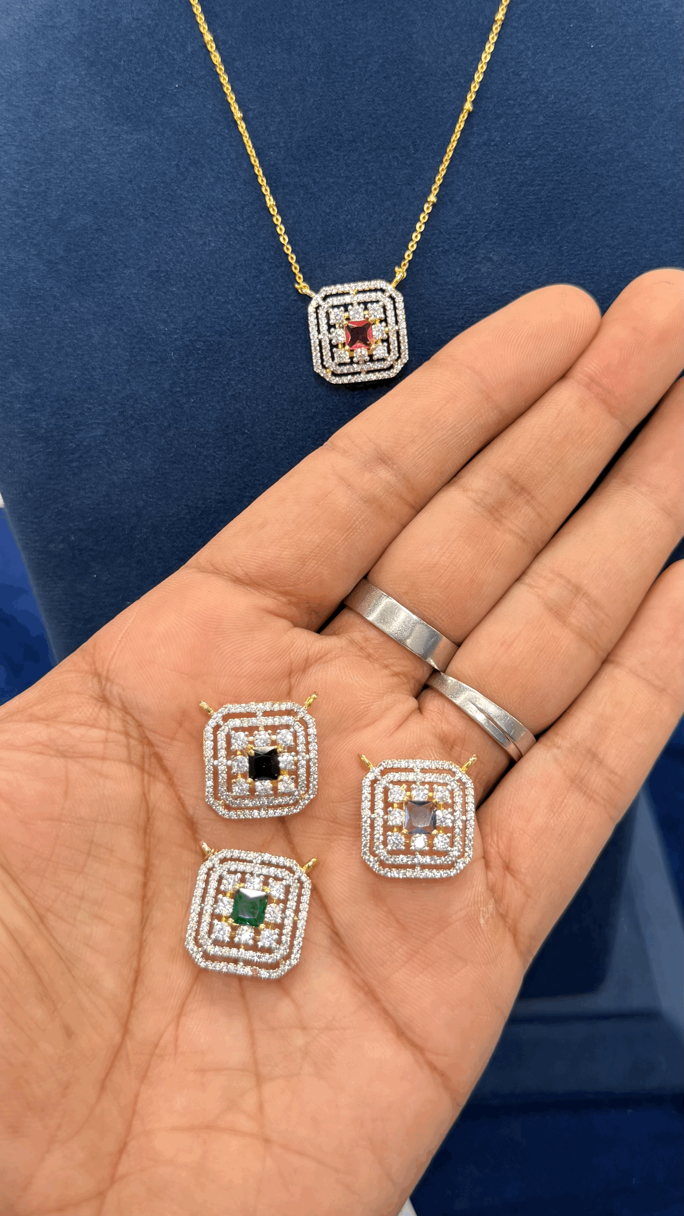 Simple Daily Wear Chain with Earings