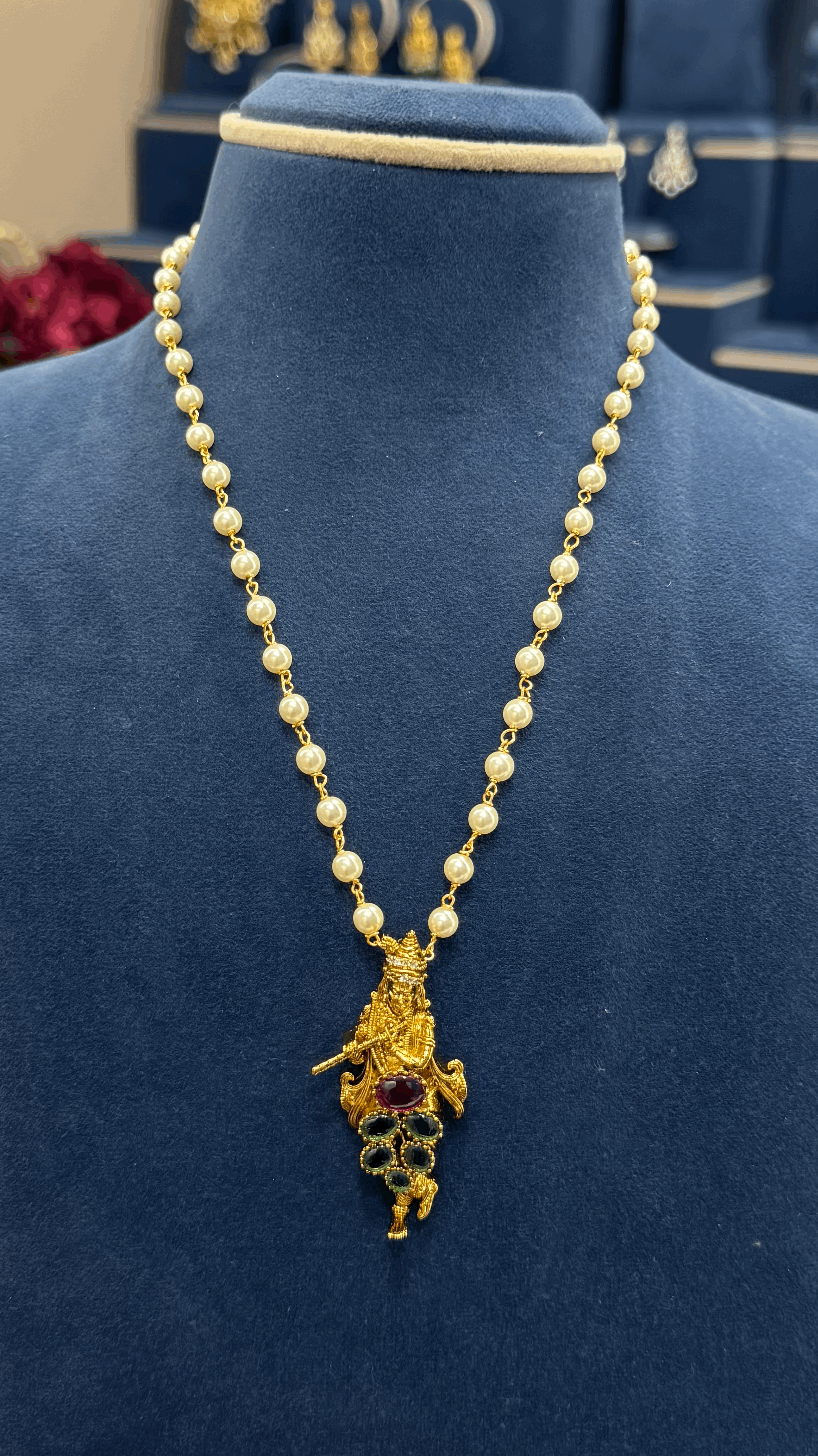 Beads Chian with Detachable Krishna Locket