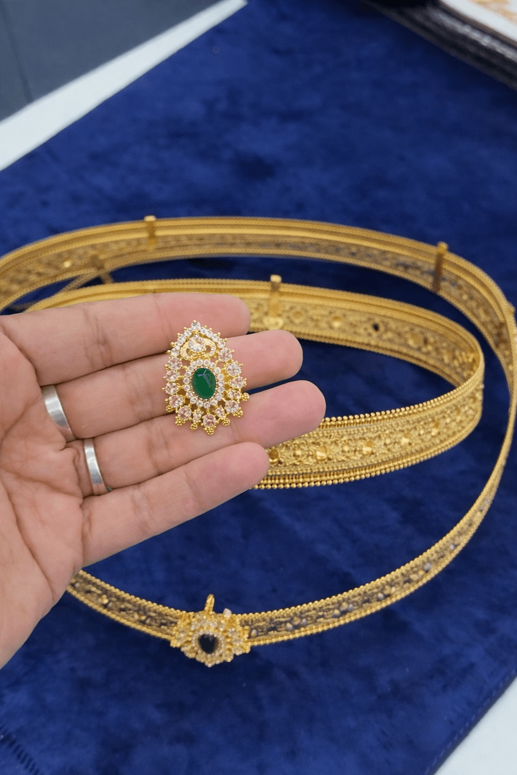 Mom & Me Detachable Locket Vaddanam