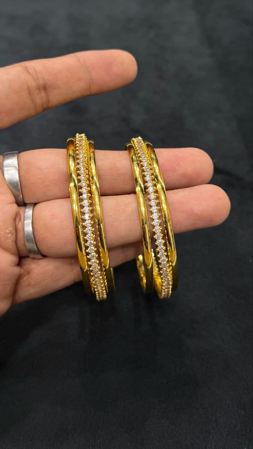 Set Bangles